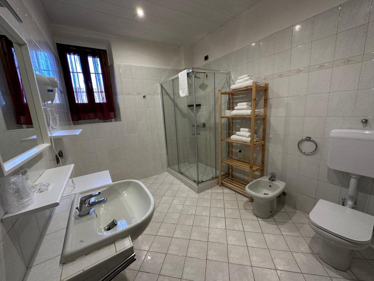 Hotel Duca Di Tromello מראה חיצוני תמונה